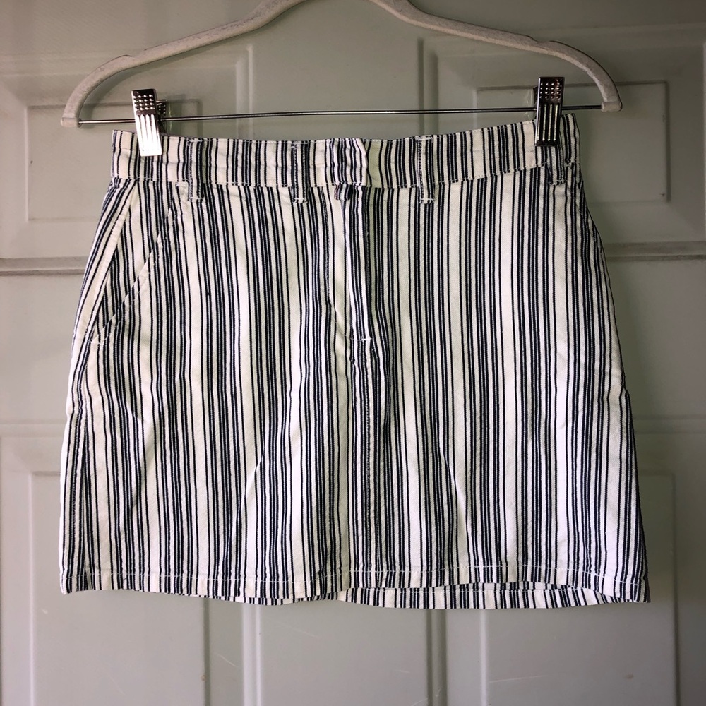Roxy Quiksilver striped mini skirt size 1